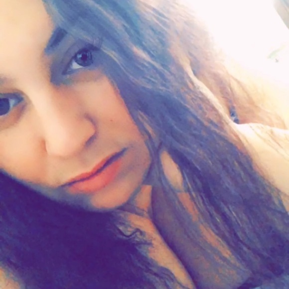 Meet your Posher, Jaclyn - Picture 1 of 1